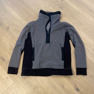 Lululemon fleece pull over half zip jacket in excellent condition size 12